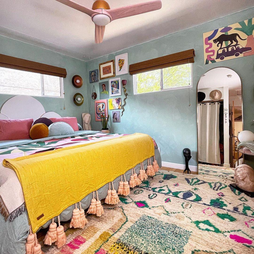 How do people source Vintage rugs? - Ettilux Home