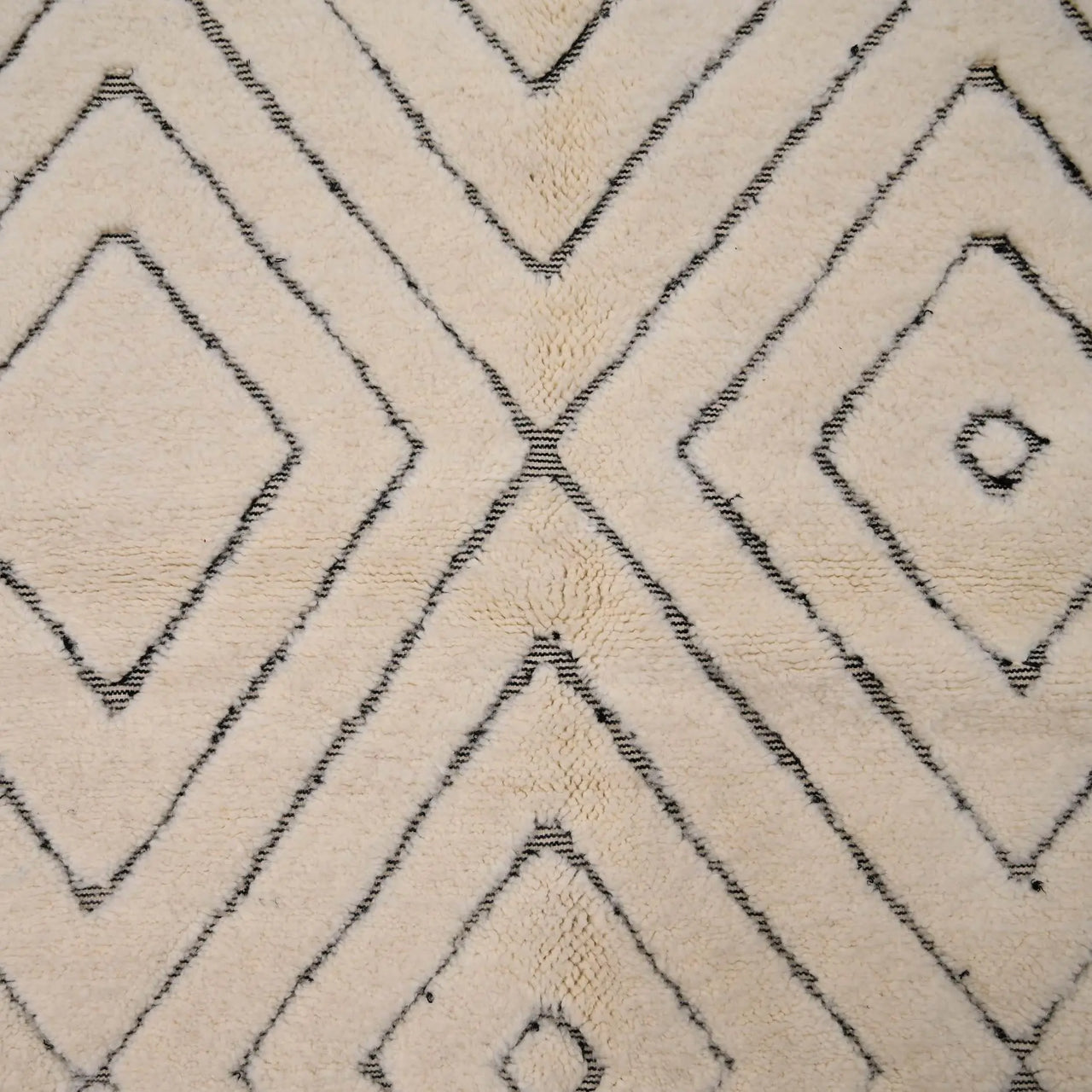Authentic Beni Ourain Rug 5.2 x 7.3 feet / 160 x 225 cm - Ettilux Home