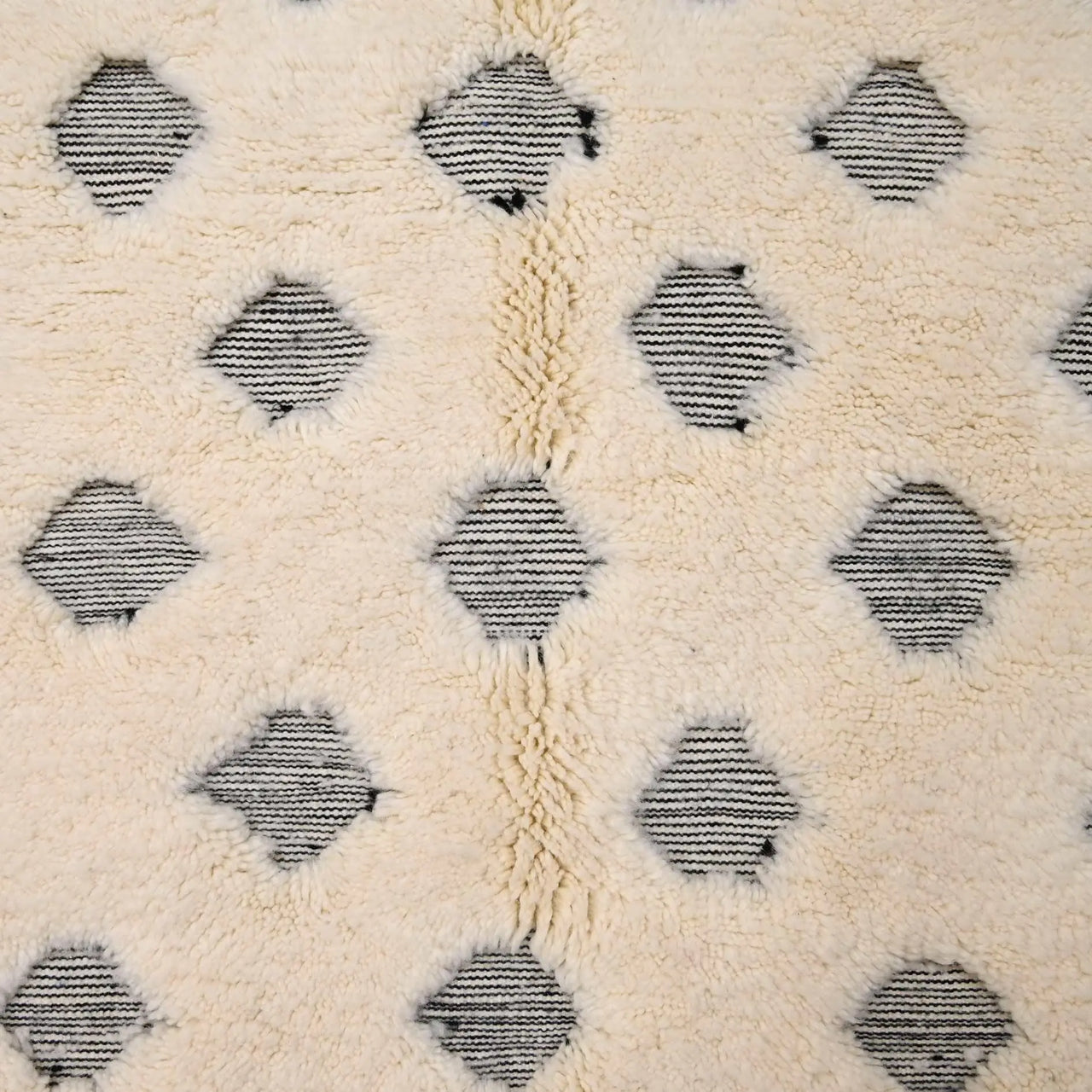Authentic Beni Ourain Rug 5 x 8.8 feet / 153 x 270 cm - Ettilux Home