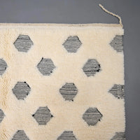 Authentic Beni Ourain Rug 5 x 8.8 feet / 153 x 270 cm - Ettilux Home