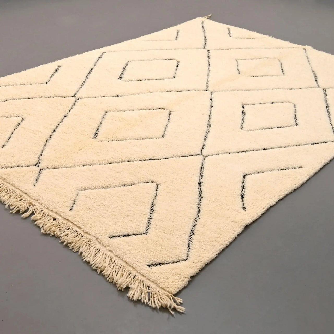 Authentic Beni Ourain Rug 6.5 x 9.5 feet / 200 x 291 cm - Ettilux Home