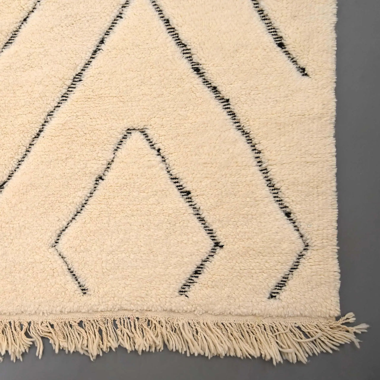 Authentic Beni Ourain Rug 6.5 x 9.5 feet / 200 x 291 cm - Ettilux Home