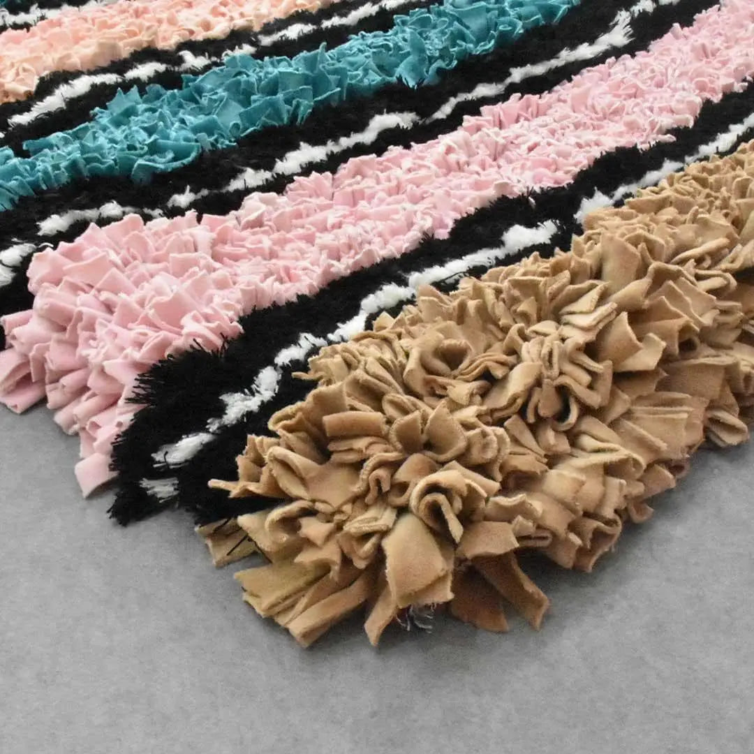 Colorful And Warm Moroccan Boucherouite Rug(2.4 x 8.7 feet) - Ettilux Home