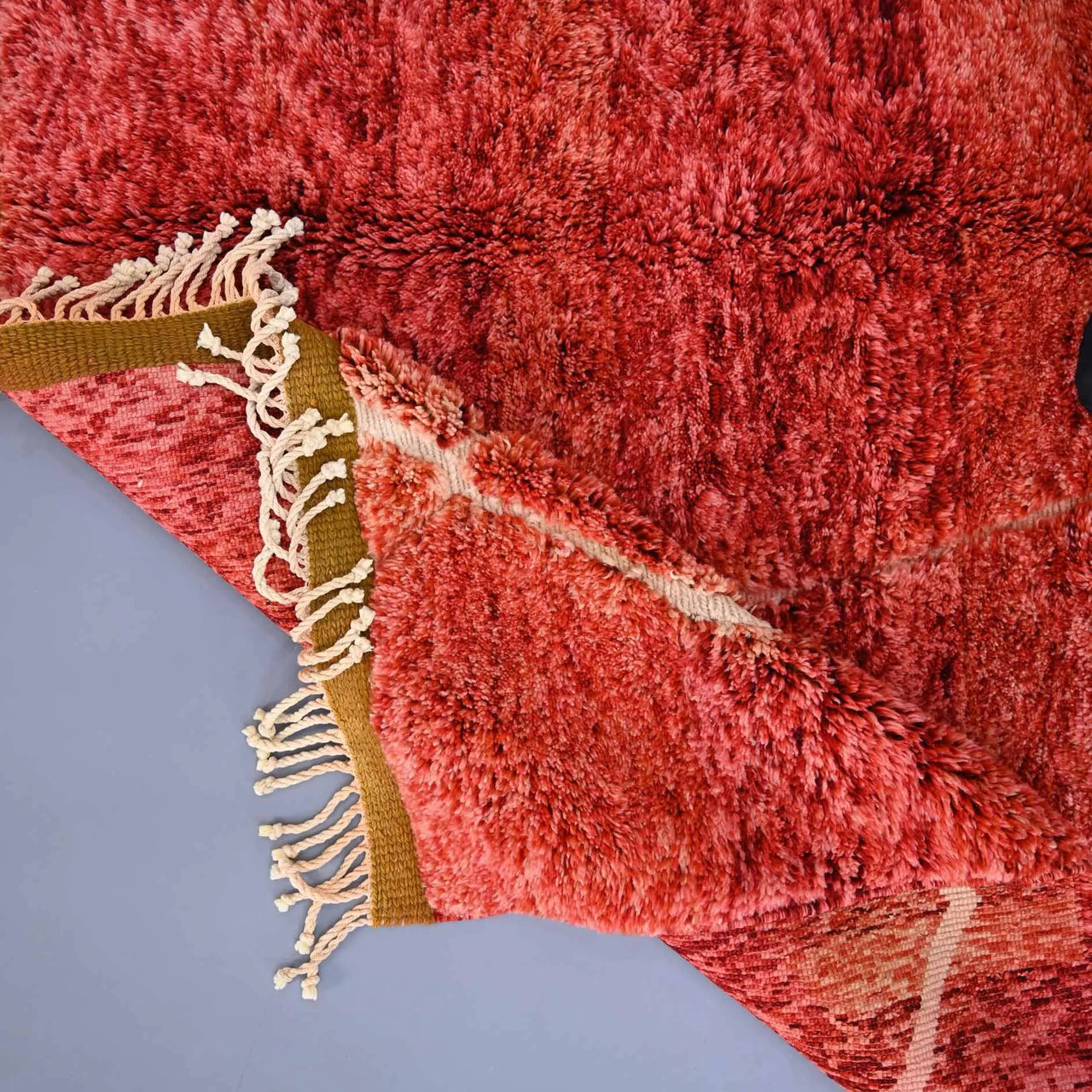 Custom Made Luxury Beni Mrirt Rug - Ettilux Home