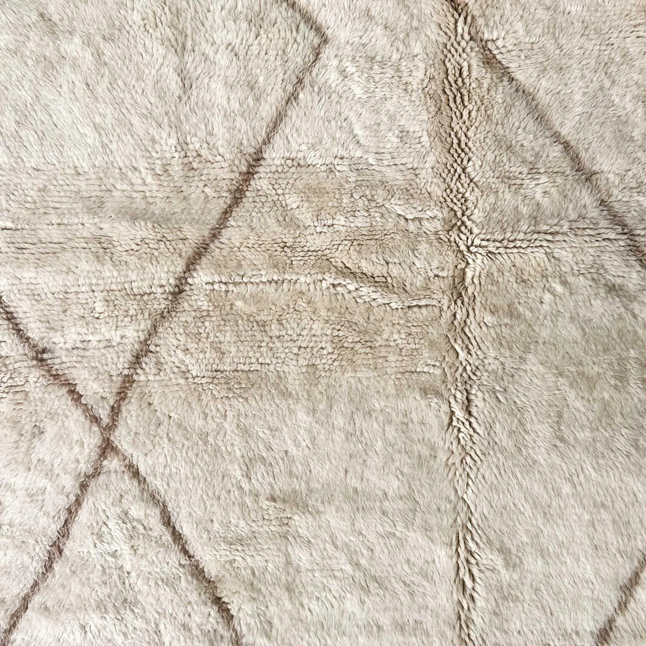 Custom Made Luxury Beni Mrirt Rug - Ettilux Home