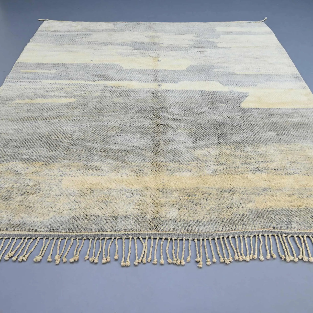 Custom Made Luxury Beni Mrirt Rug - Ettilux Home