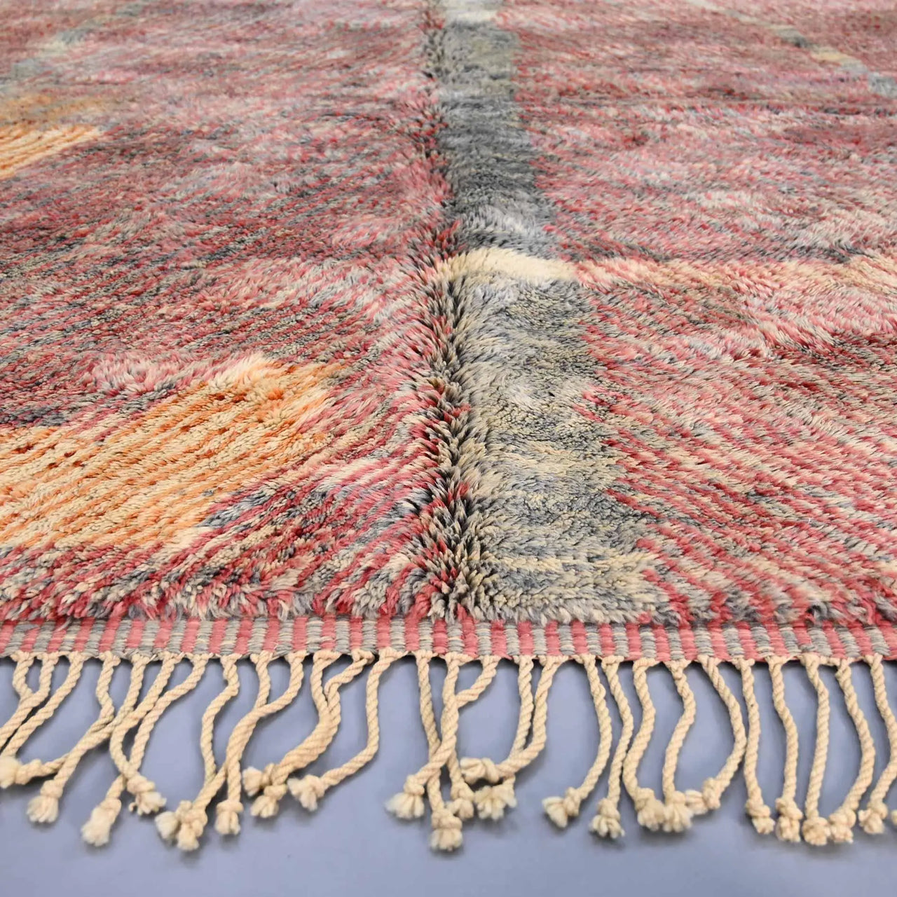 Custom Made Luxury Beni Mrirt Rug - Ettilux Home