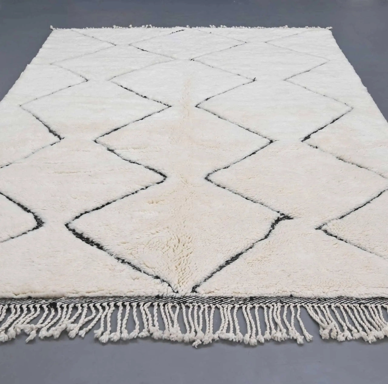 Custom Made Luxury Beni Mrirt Rug - Ettilux Home