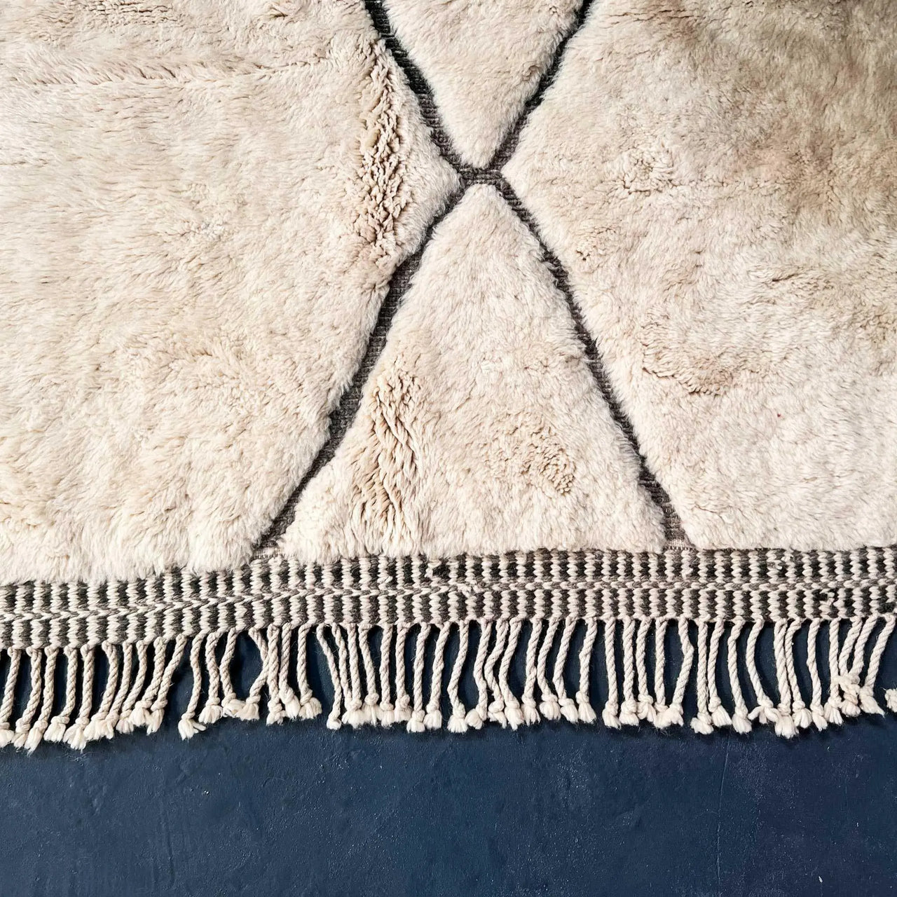 Custom Made Luxury Beni Mrirt Rug - Ettilux Home