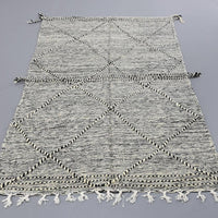 Moroccan Kilim Rug 4.4 x 8.3 ft / 136 x 255 cm - Ettilux Home