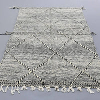 Moroccan Kilim Rug 4.5 x 8.2 ft / 137 x 250 cm - Ettilux Home