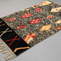 Moroccan Vintage Rug 5.3 x 8.6 feet / 163 x 266 cm - Ettilux Home